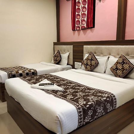 Hotel Golden Galaxy Βομβάη Εξωτερικό φωτογραφία