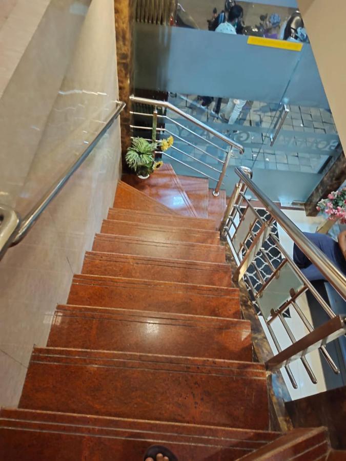 Hotel Golden Galaxy Βομβάη Εξωτερικό φωτογραφία